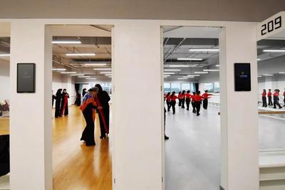 免費舞蹈教室、專業老師指導…海淀紫竹院地區享惠民福利 戲劇藝術輔導服務暖人心